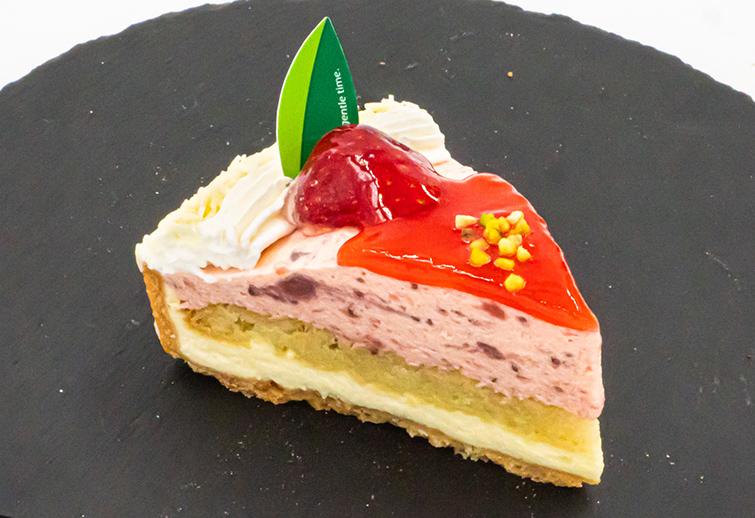 苺のレアチーズタルト