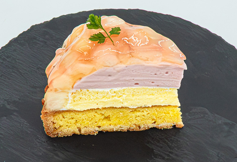 まるごと桃づくしタルト